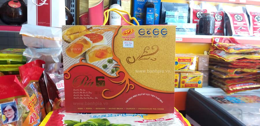 Bánh pía khổng lồ 8 trứng 1kg