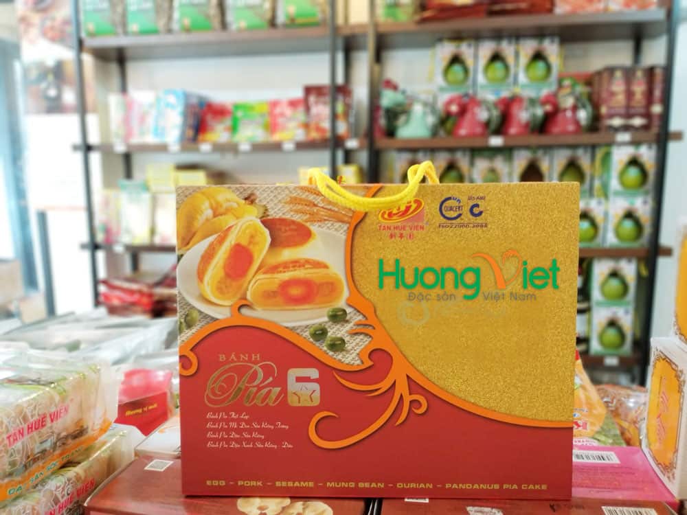 bánh pía làm quà tặng
