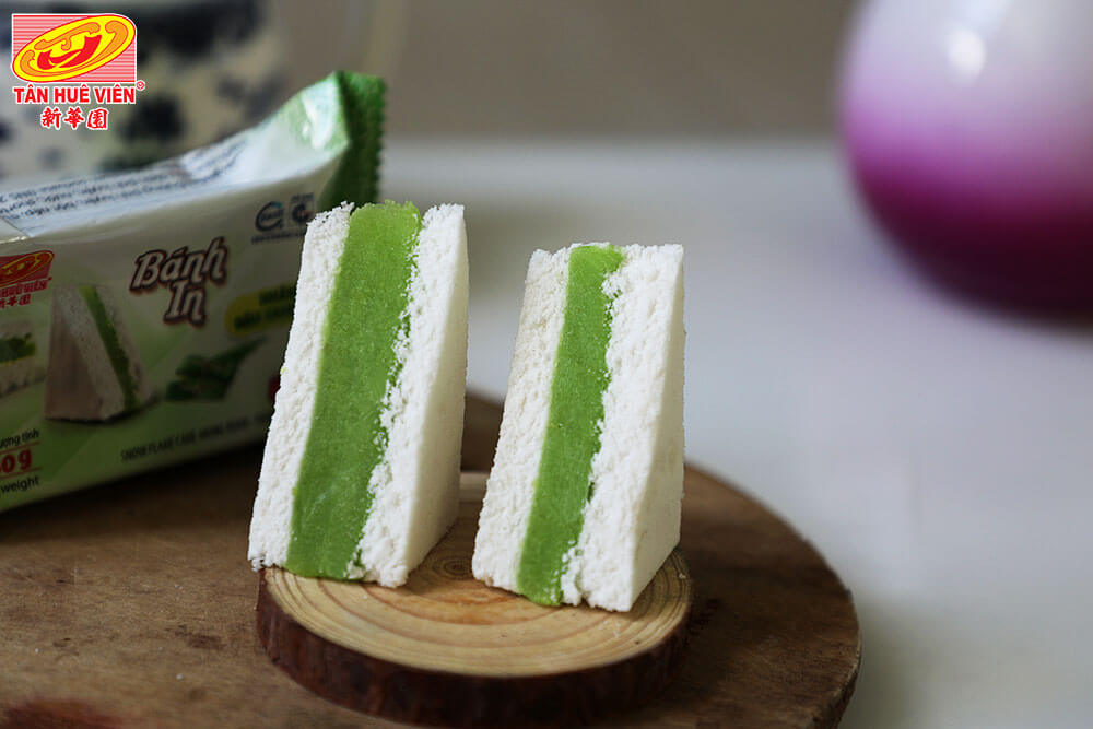 bánh kẹo đãi khách ngày tết