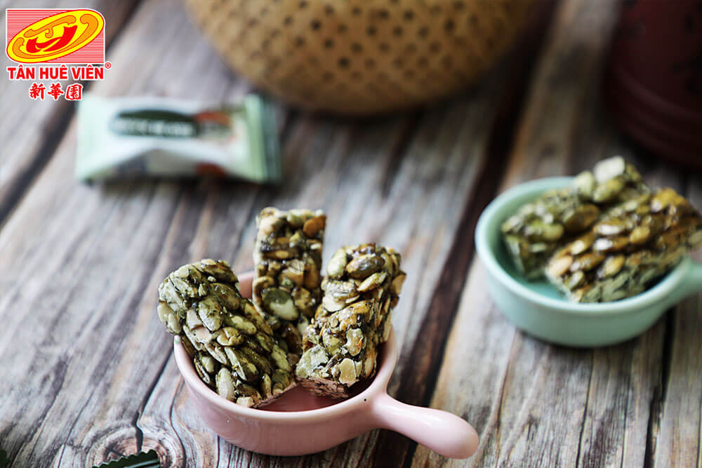 bánh kẹo làm quà tết